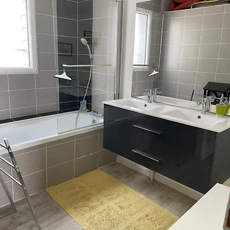Ideal Famille, Maison Neuve Climatisee A 7 Mn A Pieds Plage Minimes La Rochelle  Extérieur photo