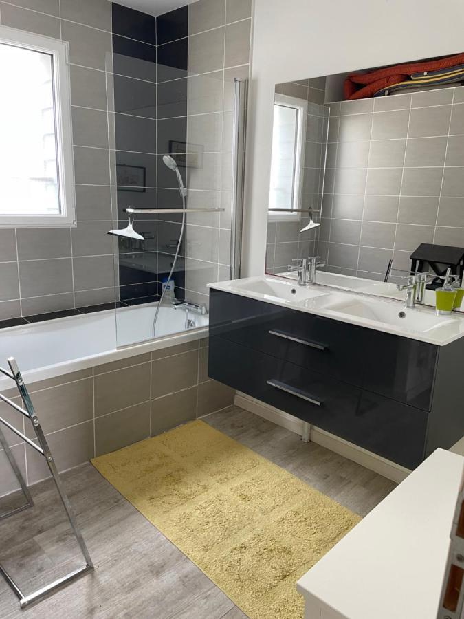 Ferienhaus Ideal Famille, Maison Neuve Climatisee A 7 Mn A Pieds Minimes La Rochelle (Charente-Maritime)